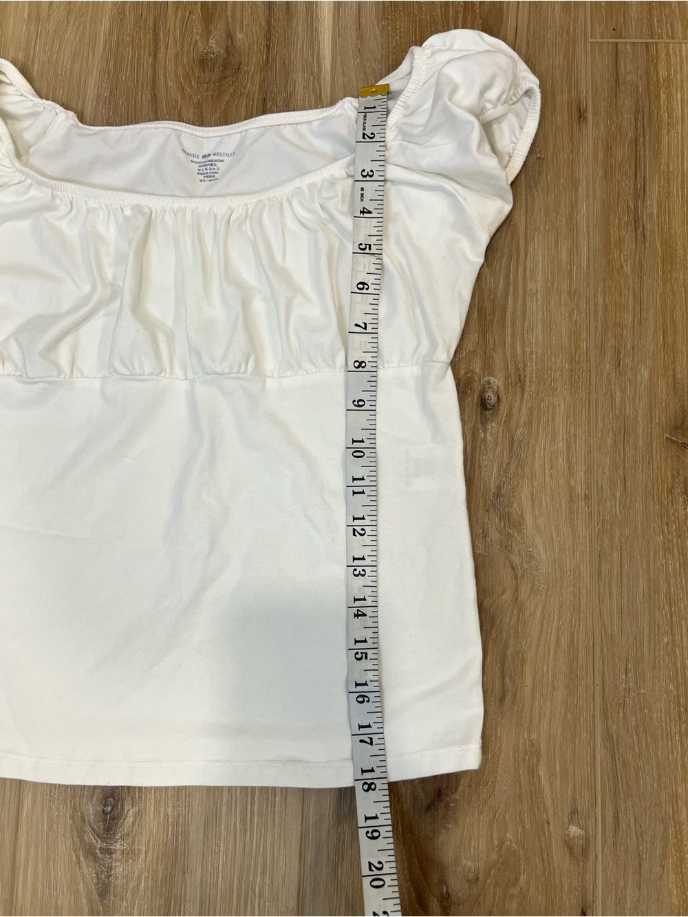 Brandy Melville White Women’s Puff Sleeve Scoop Neck Top - Picture 4 of 5